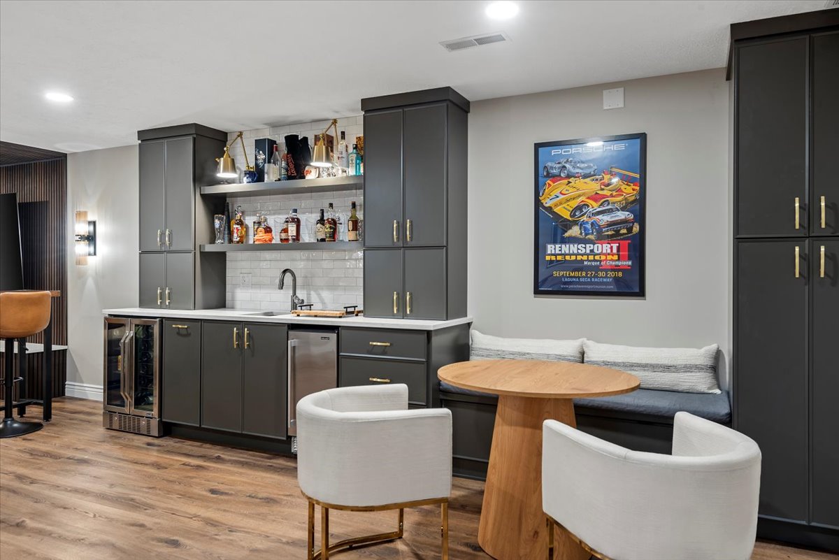 basement wet bar open shelves